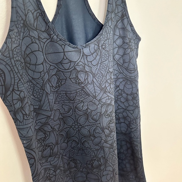 Lululemon Cool Racerback Tank Size 6 - Picture 3 of 5